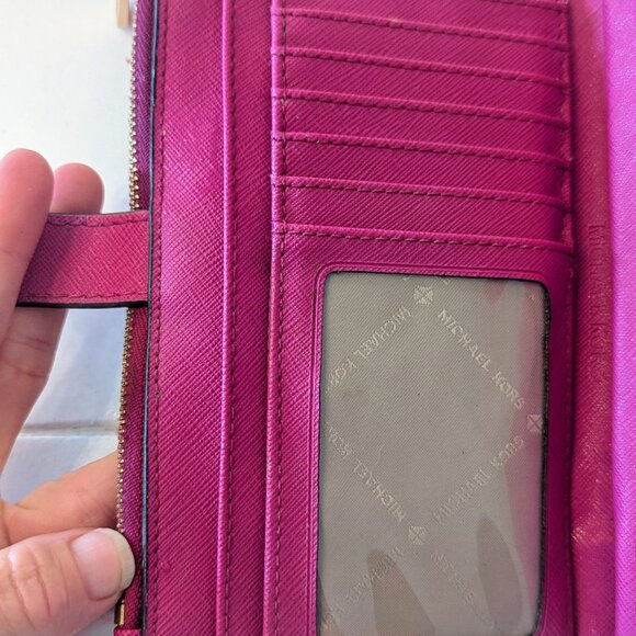 Michael Kors Fuchsia Jet Setter Leather Wallet – Double Zip - Picture 6 of 9